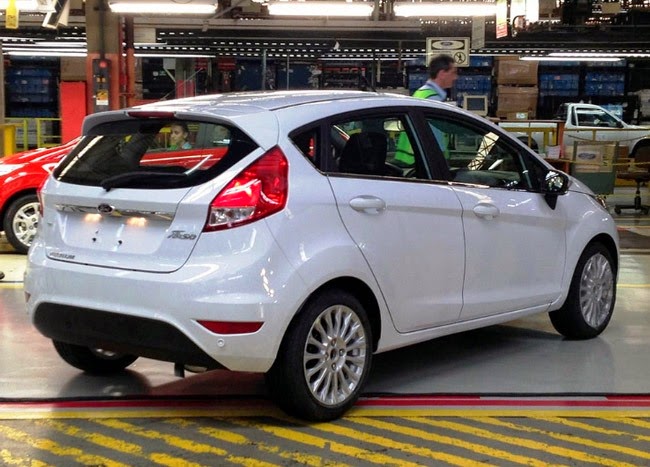 Novo ford fiesta 2014 branco