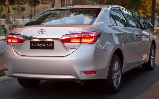 Novo Toyota Corolla 2015 fotos