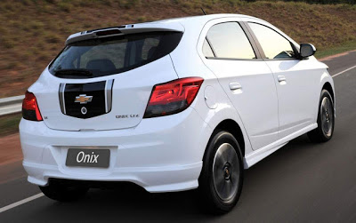 Novo Onix 2013 Branco LTZ 1.4 fotos