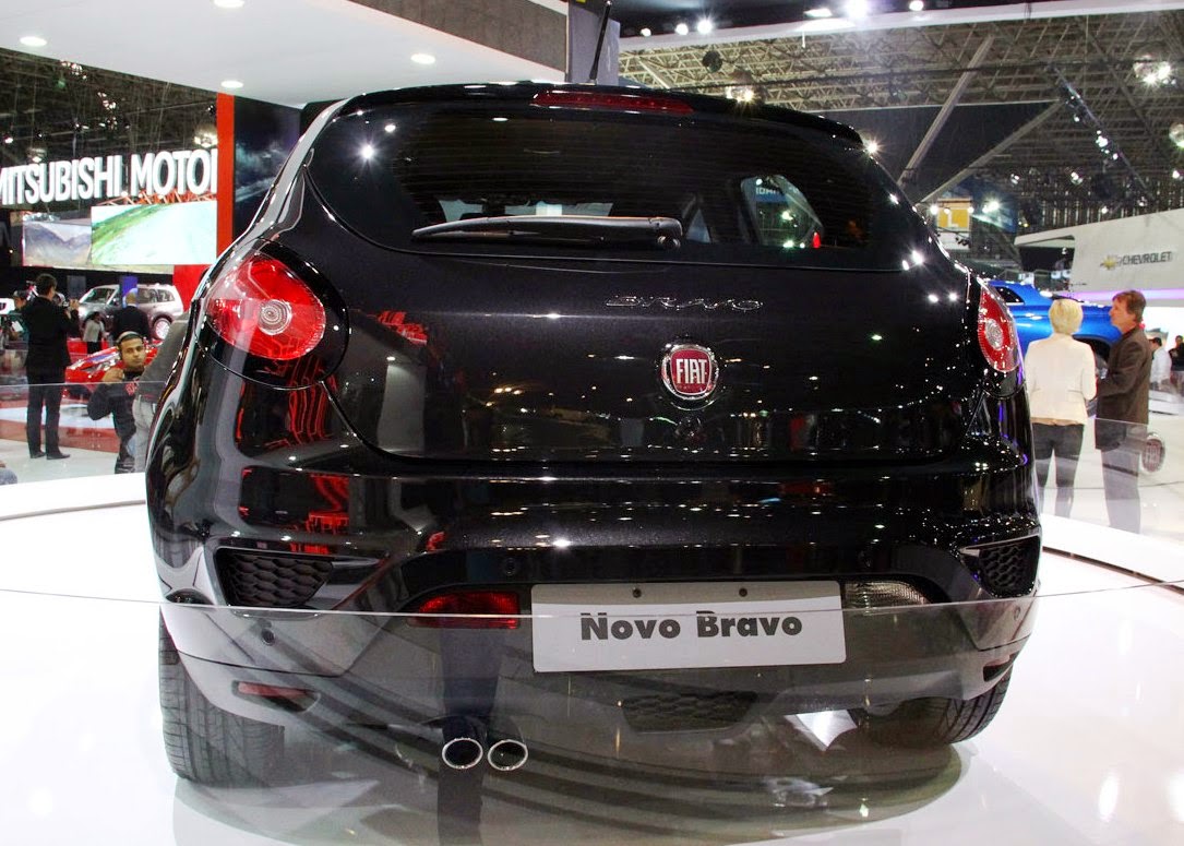 Novo Fiat Bravo 2015 black lançamento