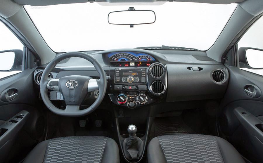 Toyota Etios 2014 fotos do acabamento interno